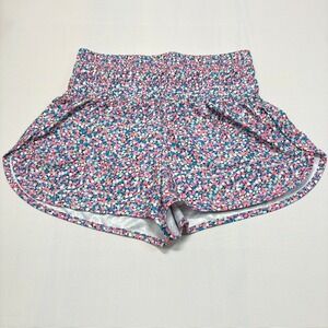 Love & Pineapples Women's‎ Shorts – XL – Multicolor Print – New Without Tags